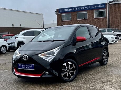 Toyota Aygo VVT-I X-TREND X-SHIFT TSS