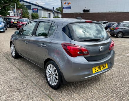 Vauxhall Corsa SE 9