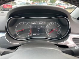 Vauxhall Corsa SE 20