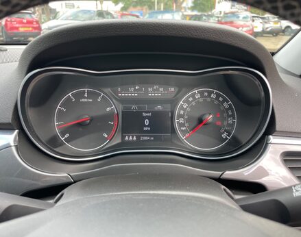 Vauxhall Corsa SE 20