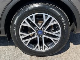 Ford Kuga TITANIUM FIRST EDITION 14