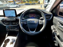 Ford Kuga TITANIUM FIRST EDITION 18