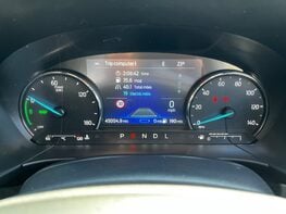 Ford Kuga TITANIUM FIRST EDITION 20