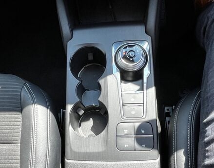 Ford Kuga TITANIUM FIRST EDITION 55