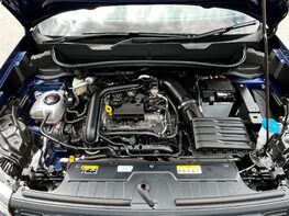 Volkswagen T-Cross SEL TSI 7