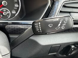 Volkswagen T-Cross SEL TSI 58