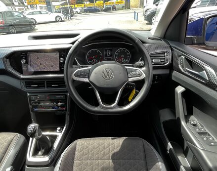 Volkswagen T-Cross SEL TSI 19