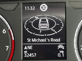 Volkswagen T-Cross SEL TSI 29