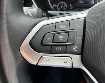 Volkswagen T-Cross SEL TSI 55