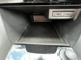 Volkswagen T-Cross SEL TSI 53