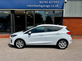 Ford Fiesta TITANIUM MHEV 11