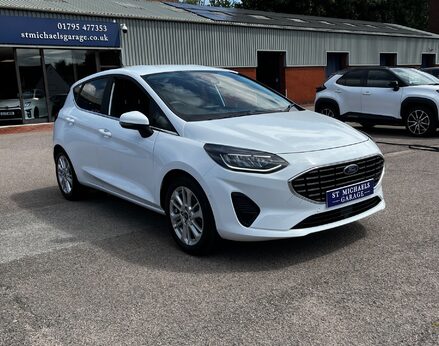 Ford Fiesta TITANIUM MHEV 4