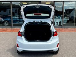 Ford Fiesta TITANIUM MHEV 58