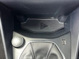 Ford Fiesta TITANIUM MHEV 46