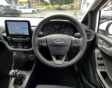 Ford Fiesta TITANIUM MHEV 19