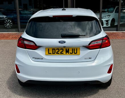 Ford Fiesta TITANIUM MHEV 6