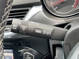 Vauxhall Corsa SE 40