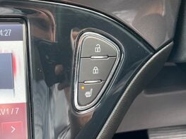 Vauxhall Corsa SE 33