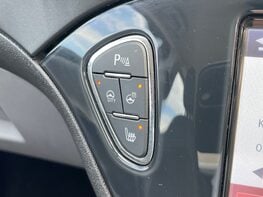 Vauxhall Corsa SE 32