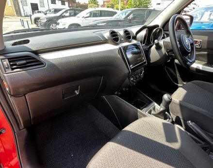 Suzuki Swift SZ-T BOOSTERJET 17
