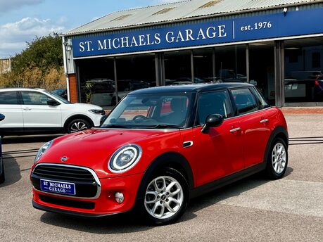 Mini Hatch COOPER CLASSIC