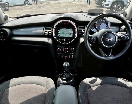 Mini Hatch COOPER CLASSIC 2