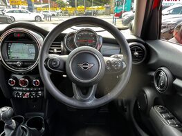 Mini Hatch COOPER CLASSIC 19