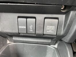 Honda Jazz I-VTEC SPORT NAVI 40