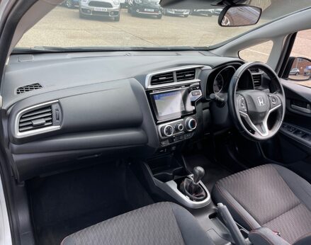 Honda Jazz I-VTEC SPORT NAVI 26