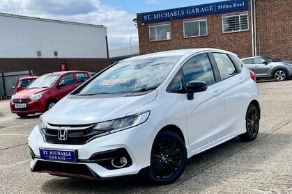 Honda Jazz I-VTEC SPORT NAVI