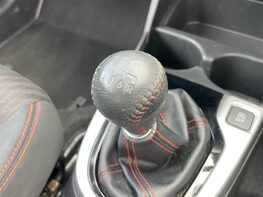 Honda Jazz I-VTEC SPORT NAVI 42