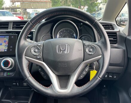 Honda Jazz I-VTEC SPORT NAVI 19