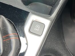 Honda Jazz I-VTEC SPORT NAVI 41