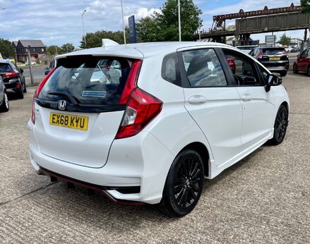 Honda Jazz I-VTEC SPORT NAVI 8