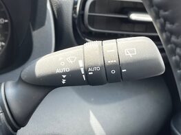 Mazda 2 Hybrid EXCLUSIVE-LINE 53