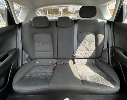 Hyundai BAYON T-GDI PREMIUM DCT MHEV 56