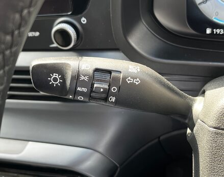 Hyundai BAYON T-GDI PREMIUM DCT MHEV 49