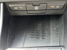 Hyundai BAYON T-GDI PREMIUM DCT MHEV 44