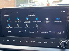 Hyundai BAYON T-GDI PREMIUM DCT MHEV 33