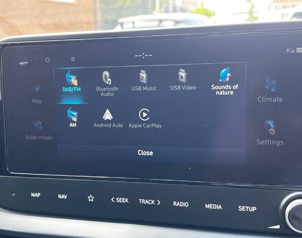 Hyundai BAYON T-GDI PREMIUM DCT MHEV 39
