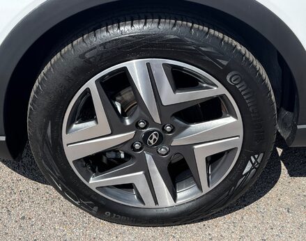 Hyundai BAYON T-GDI PREMIUM DCT MHEV 16
