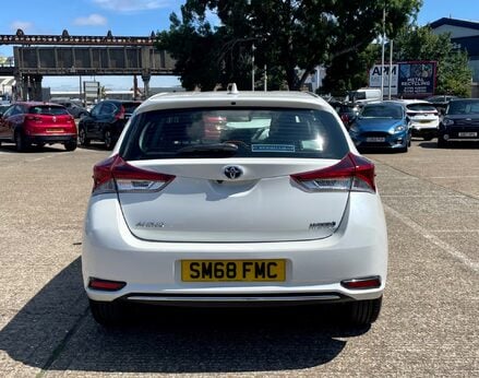 Toyota Auris VVT-I ICON TECH 6