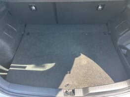 Toyota Auris VVT-I ICON TECH 57