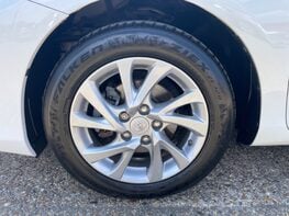 Toyota Auris VVT-I ICON TECH 16