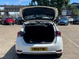 Toyota Auris VVT-I ICON TECH 55