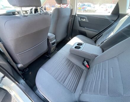 Toyota Auris VVT-I ICON TECH 54