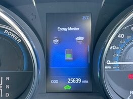 Toyota Auris VVT-I ICON TECH 22
