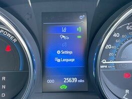 Toyota Auris VVT-I ICON TECH 27