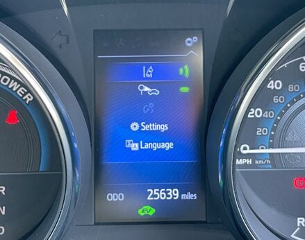 Toyota Auris VVT-I ICON TECH 27