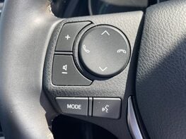Toyota Auris VVT-I ICON TECH 43